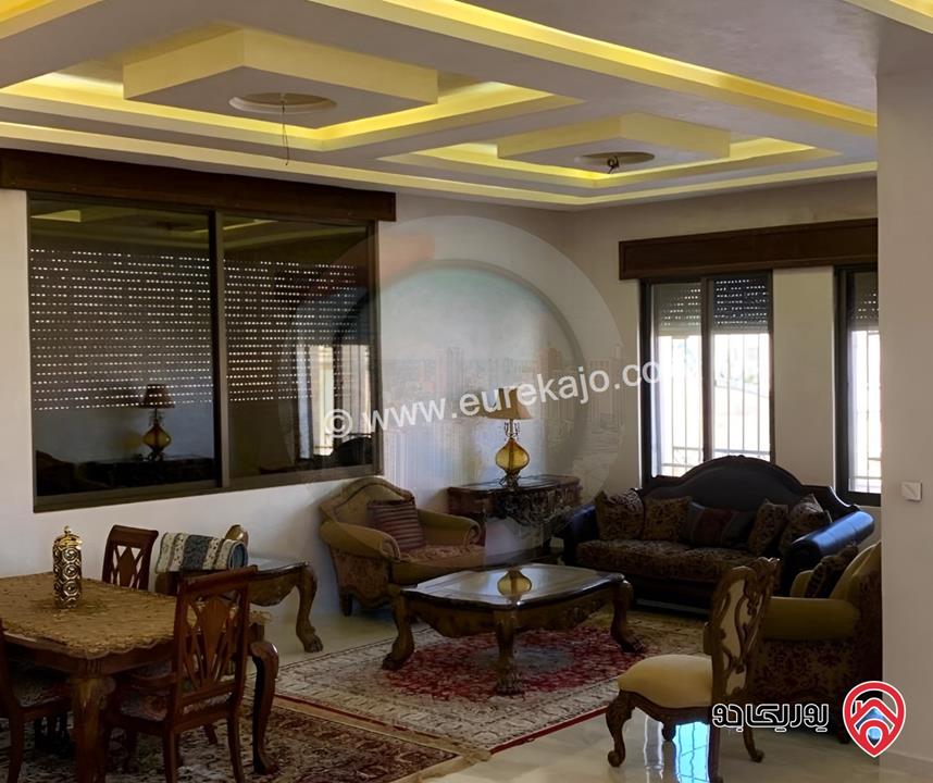 فيلا فاخرة مساحة 646م على أرض 750م للبيع بداعي السفر في عمان - ناعور/ بلعاس