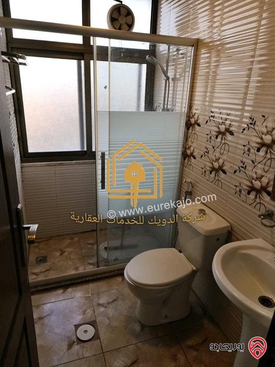 روف فارغ مساحة 100م للإيجار في عمان - الدوار السابع 