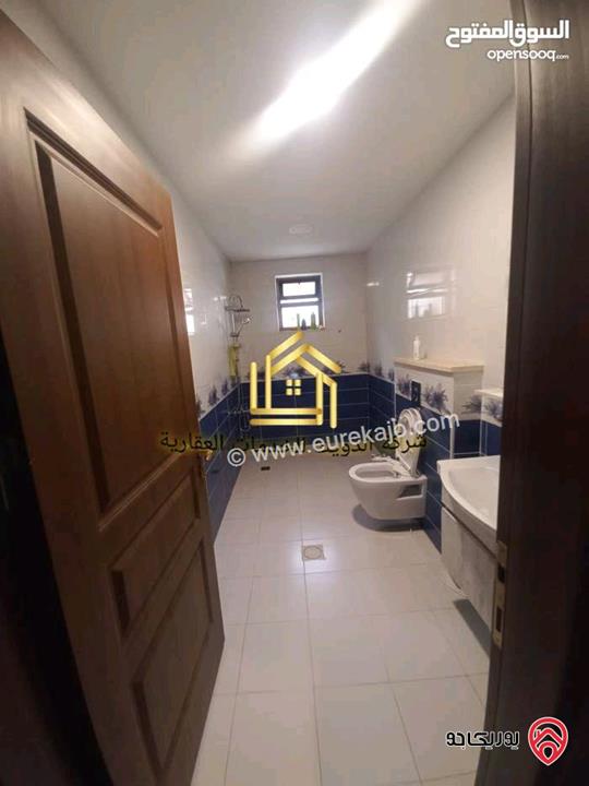 شقة سوبر ديلوكس طابق ارضي 250م داخلي و 150م خارجي للايجار في عمان - خلدا 