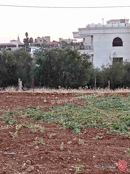 أرض مساحة 730م للبيع في عمان - طريق المطار ناعور
