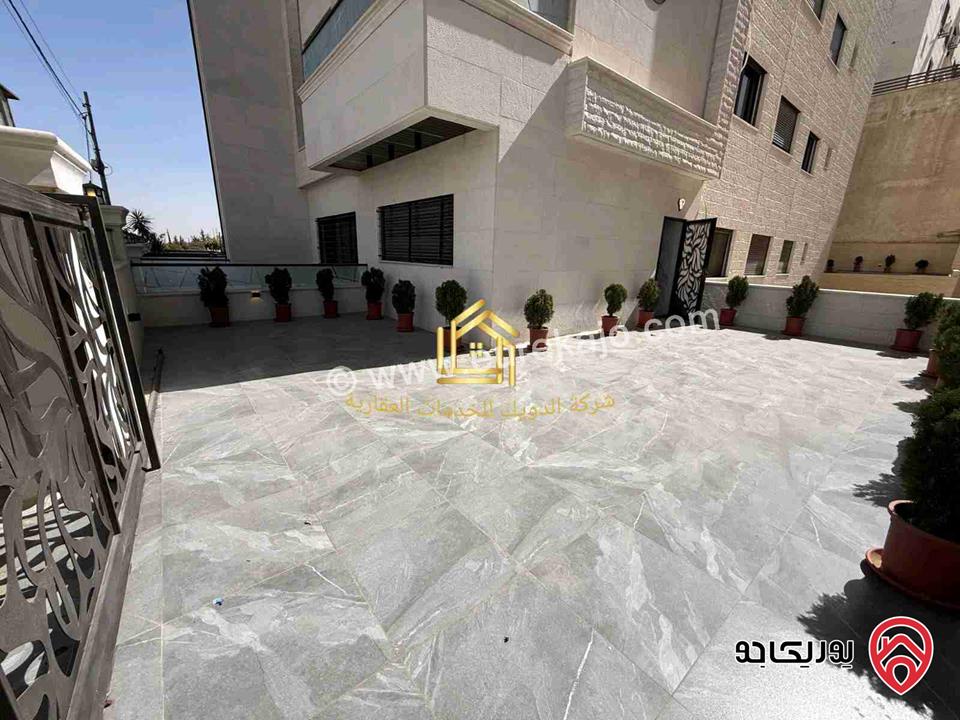 شقة جديدة لم تسكن طابق ارضي مساحة 160م داخلي و 100م خارجي للايجار في عمان - طريق المطار 