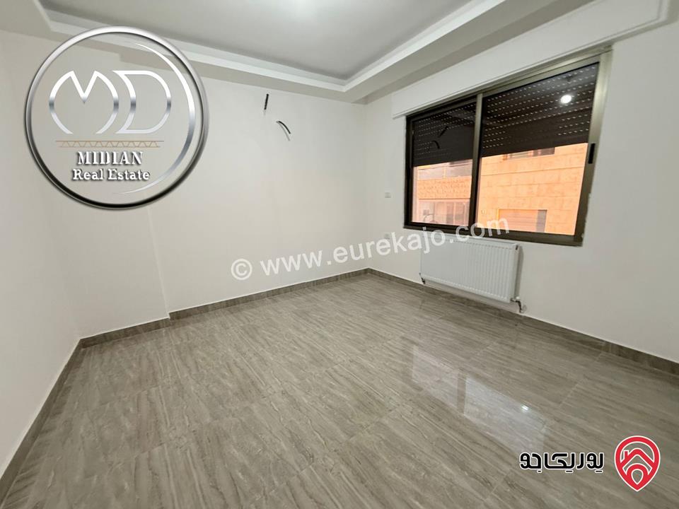 شقة فارغة مساحة 180م طابق ثالث للايجار في عمان - خلدا تشطيبات ديكورات سوبر ديلوكس اطلالة رائعة