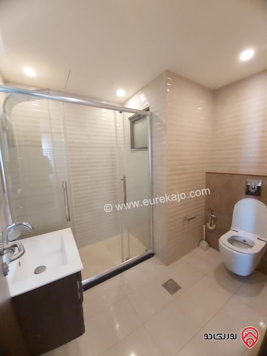 شقة فاخرة مفروشة طابق ثالث مساحة 140م للايجار في عمان - تلاع العلي