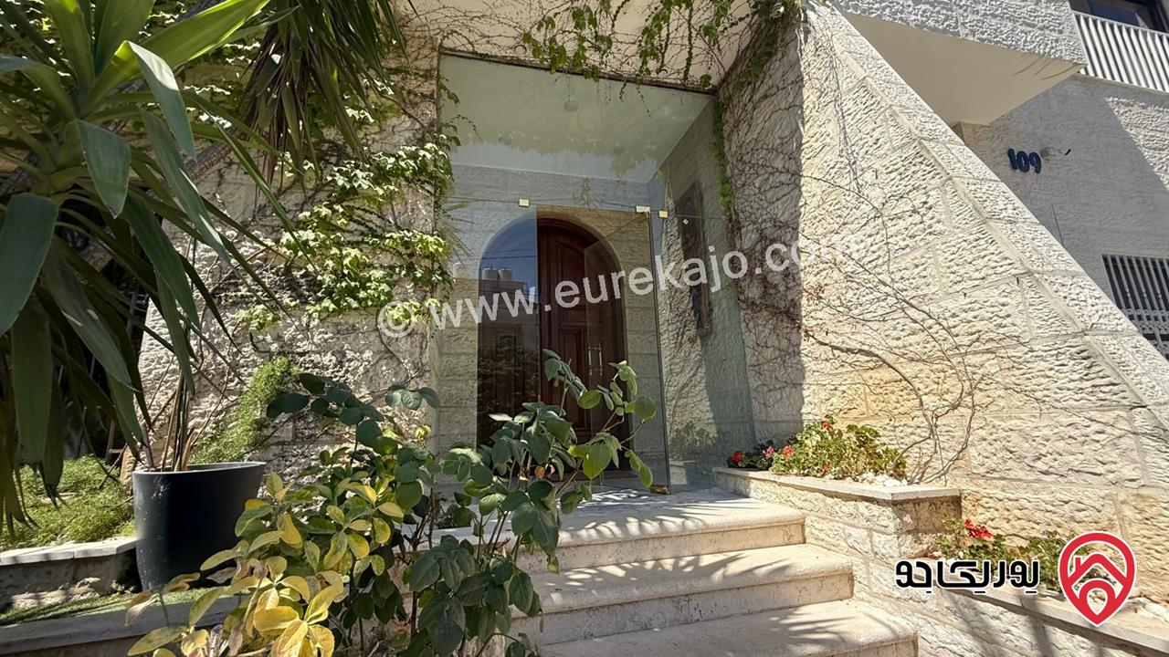 فيلا متلاصقة مساحة 560م على أرض 388م للبيع في عمان - عبدون 