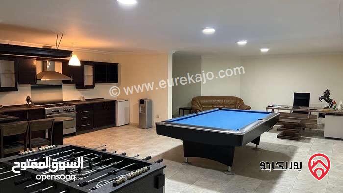 فيلا فخمة مساحة 870م على أرض 550م للايجار في عمان - الكرسي 