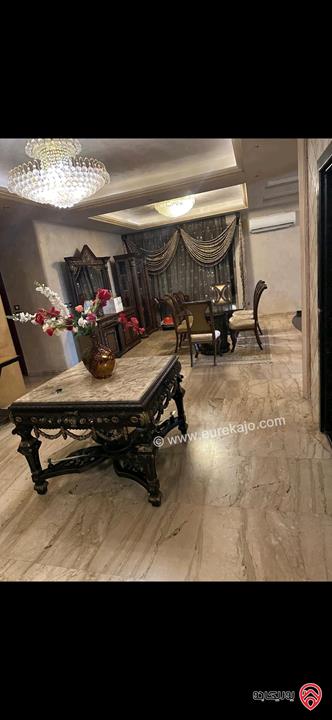 فيلا فخمة مستقلة مساحة 1000م على ارض 665م للبيع في عمان - الجندويل