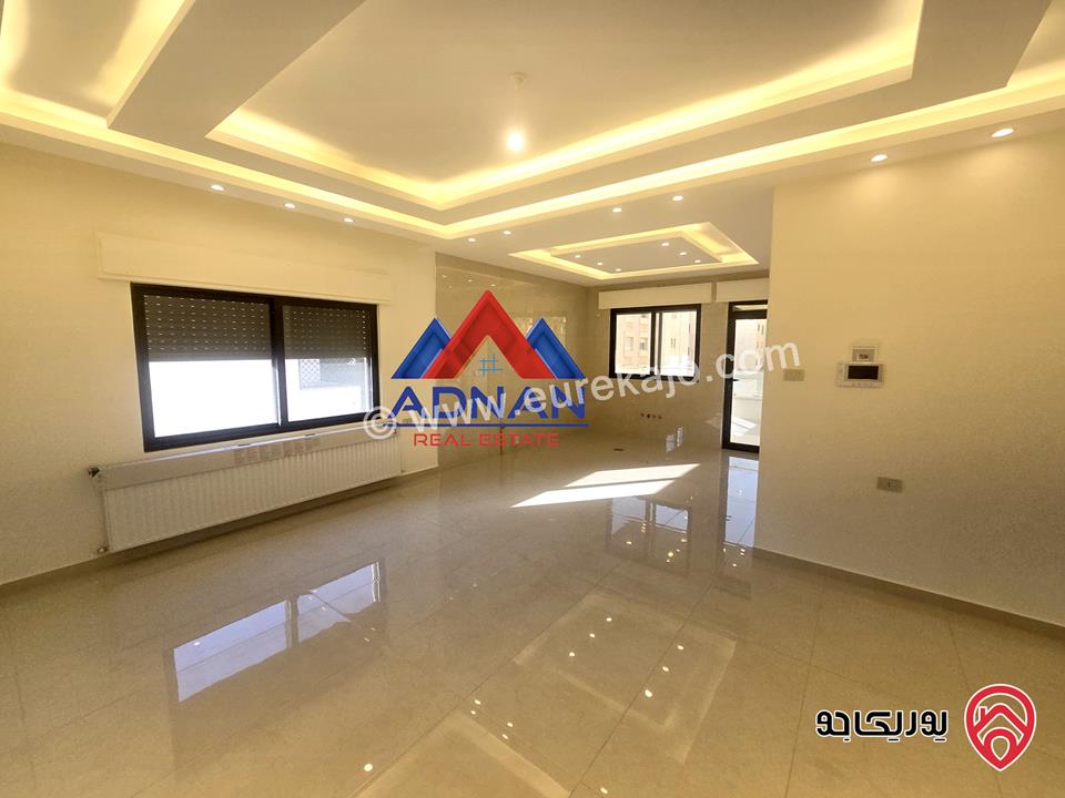 شقة جديدة مساحة 125 متر طابق ثالث للبيع في عمان - الرابية