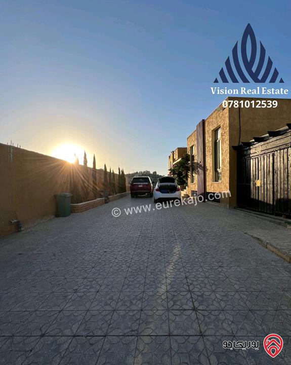 مزرعة مساحة الأرض 4 دونم و البناء 1250م للبيع في السلط - الصبيحي