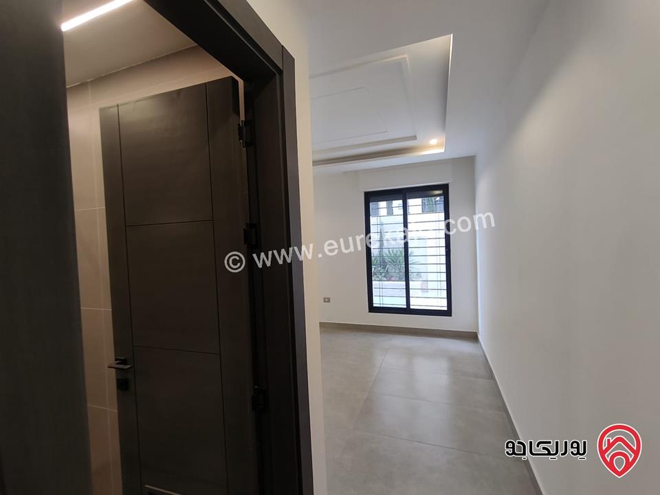  شقق جديدة مساحة 240م للبيع في عمان - حي الصحابة رجم عميش  