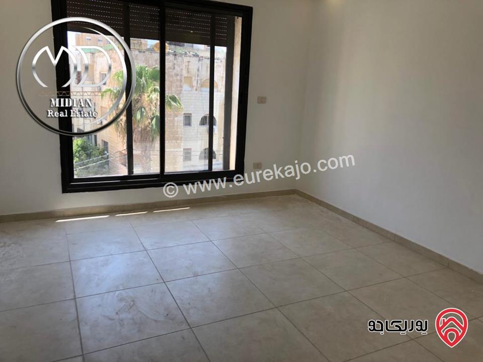 شقق جديدة للبيع في عمان - ام السماق مساحات 180م تشطيبات ديكورات سوبر ديلوكس بسعر مميز