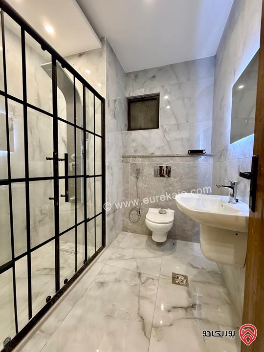 شقة تسوية أولى مساحة 145م داخلي و 120م خارجي للبيع في عمان - منطقة عدن 