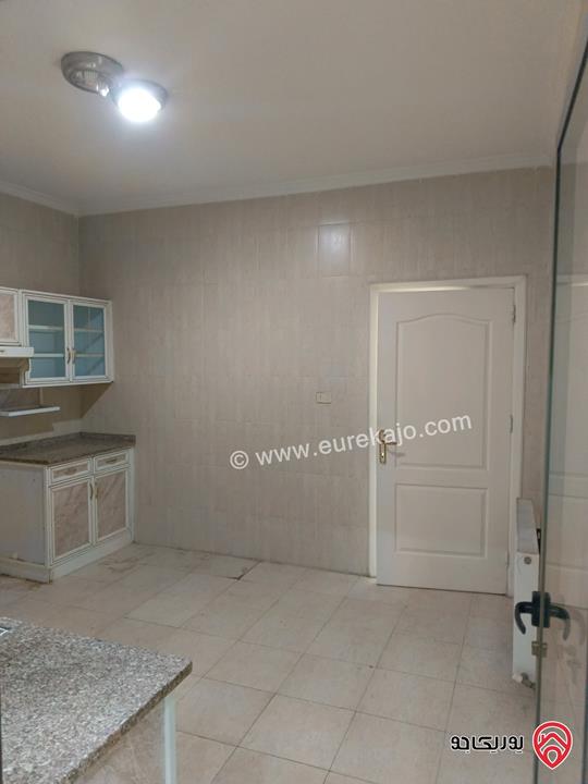 شقة طابق ثالث مساحة 164م للبيع في عمان - ضاحية الرشيد