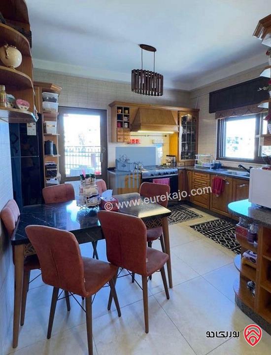 شقة فاخرة للبيع في عمان - الكرسي قرب المخابرات طابق ثالث 206م تشطيب سوبر ديلوكس