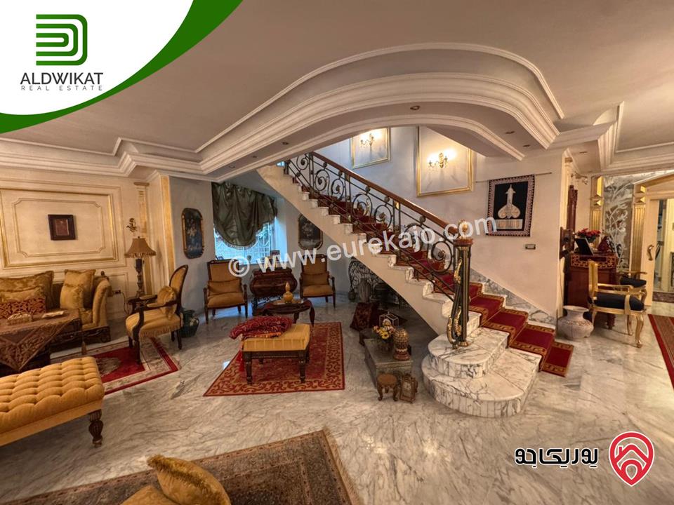 فيلا مستقلة للبيع في عمان - عبدون مساحة الارض 1000 م مساحة البناء 1050 م