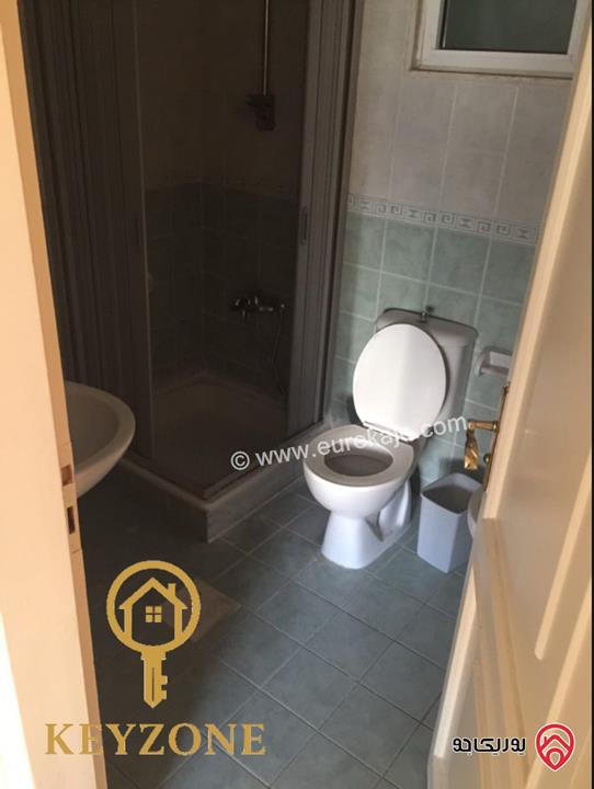 شقة مساحة 120م طابق ثالث للبيع في عمان - الرابية