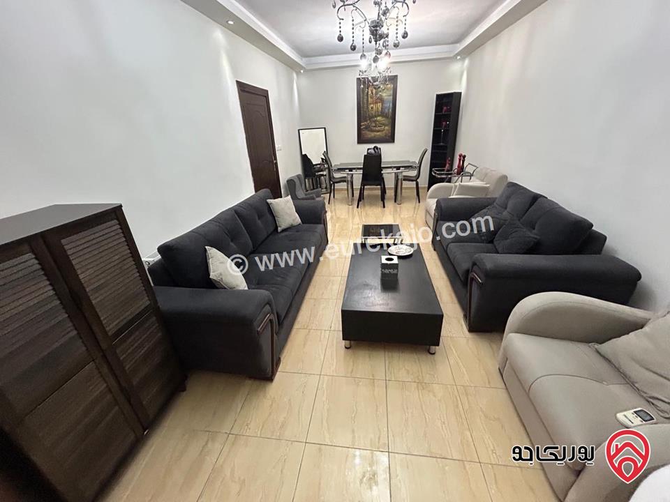 شقة مفروشة شبه ارضية مساحة 140م داخلي و 200م خارجي للإيجار في عمان - البنيات