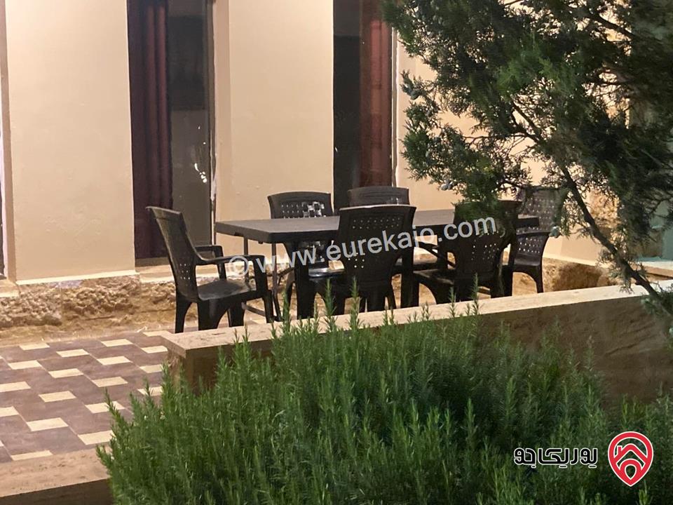 مزرعة مساحة الأرض 980م والبناء 110م للبيع في عمان - موبص / تبعد عن شارع الأردن 5 دقائق