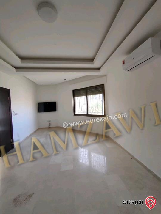 شقة طابق أرضي مساحة 220م داخلي و 100م خارجي للايجار في عمان - عبدون 