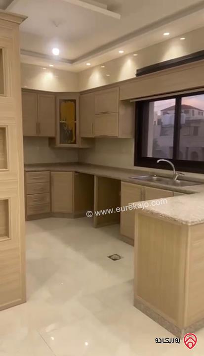 شقة طابق أول مساحة 150م للايجار في عمان - ام السماق 