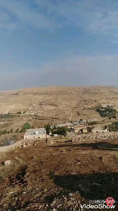 من المالك مباشرة أرض مميزة مساحتها 3 دونم و419م للبيع في المفرق - خريسان قرب القنية – طريق جرش الزرقاء