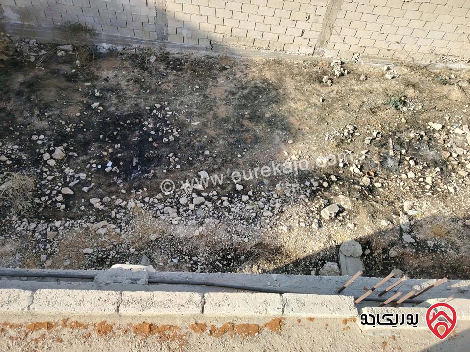 بيت مستقل مساحة 230م على أرض 600م للبيع في عمان - القويسمة جبل الحديد 