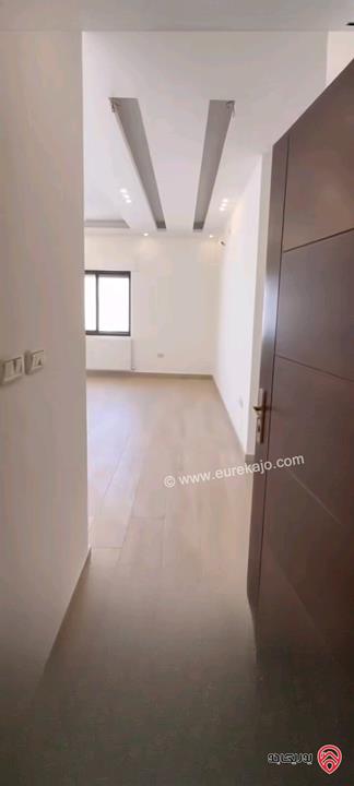 شقة طابق ثالث دوبلكس مساحة 210م للبيع في عمان - أبو السوس