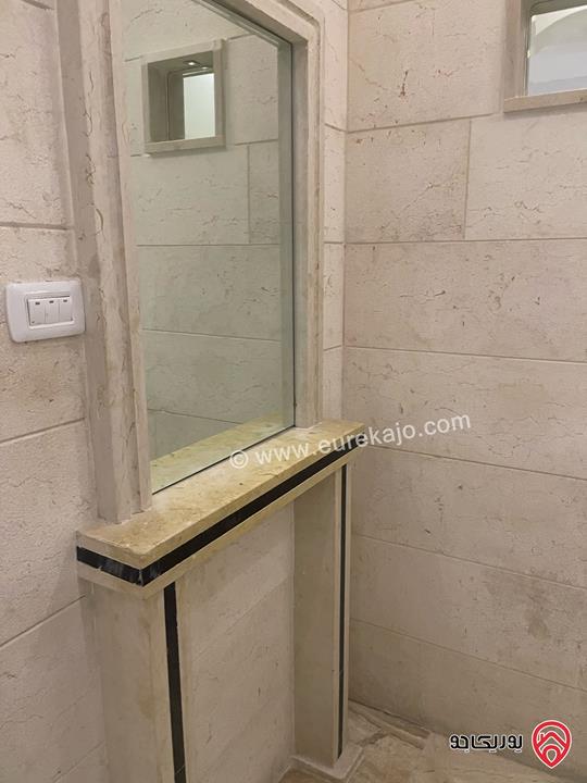 شقة شبه ارضية مساحة 168م داخلي و 100م خارجي للبيع في عمان - ضاحية الرشيد