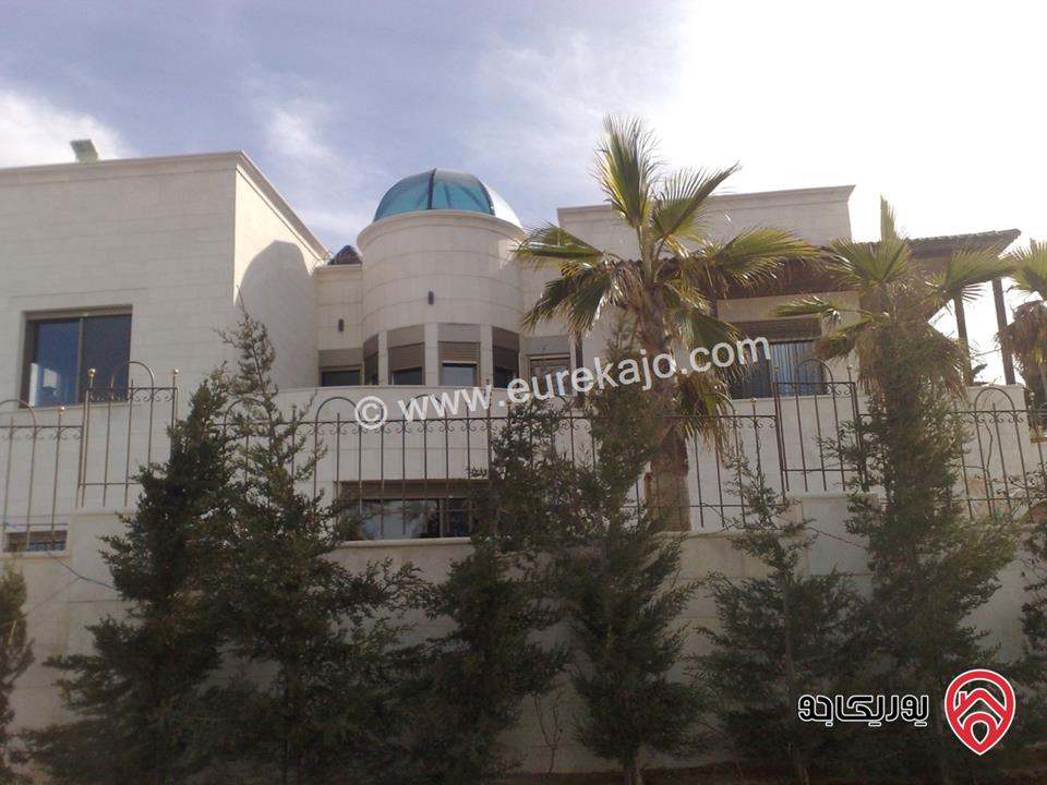فيلا مستقلة مساحة 650م على أرض 1200م للبيع في حي الكمالية باطلالة عالية مع مسبح