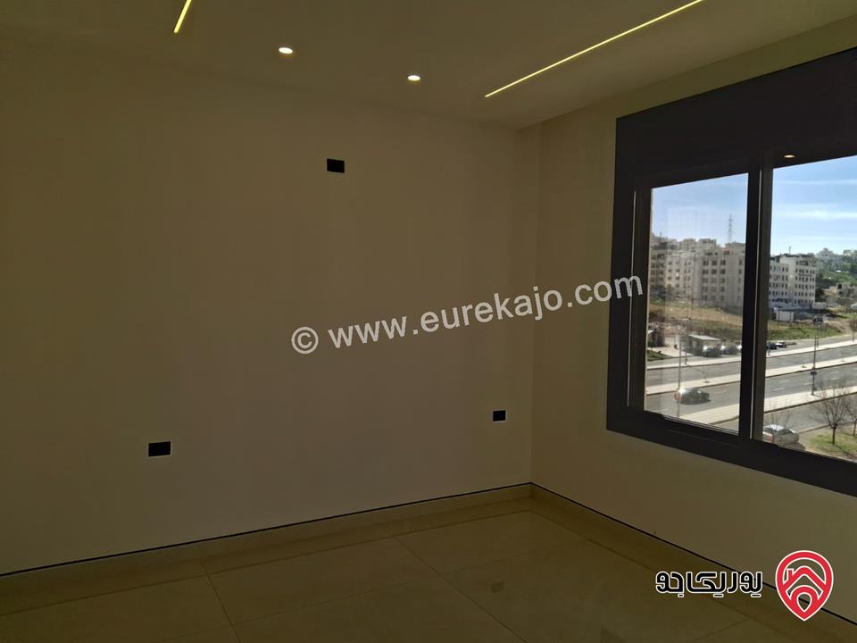 شقة جديدة طابق أول مساحة 180م للبيع في عمان - دير غبار