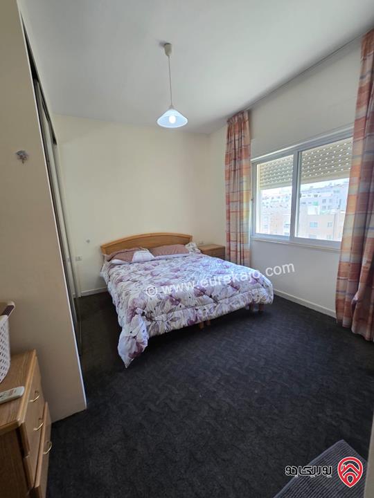 شقتين مفروشتين كل شقة مساحة 80م قوشان مستقل طابق أول ورابع بعفش كامل للبيع في عمان - دير غبار