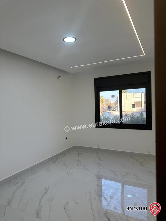 شقق مساحة 165م للبيع في إسكان جديد لم يسكن بعد في عمان - الجبيهة بالقرب من فاير فلاي