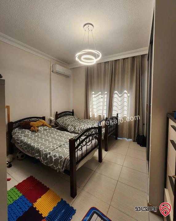 شقة أرضية مساحة 150م للبيع في عمان - خلدا 