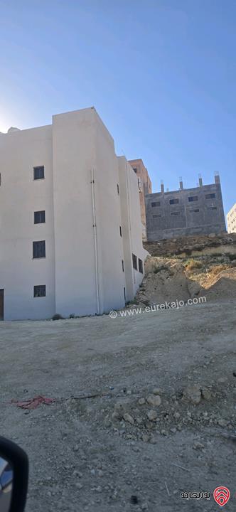 مبنى تجاري مركزي على أرض 330م للبيع في عمان - الجبيهة