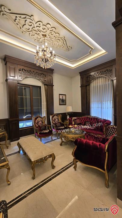 فيلا حديثة فخمة مساحة 690م على أرض 750م للبيع في عمان - البنيات طريق المطار 