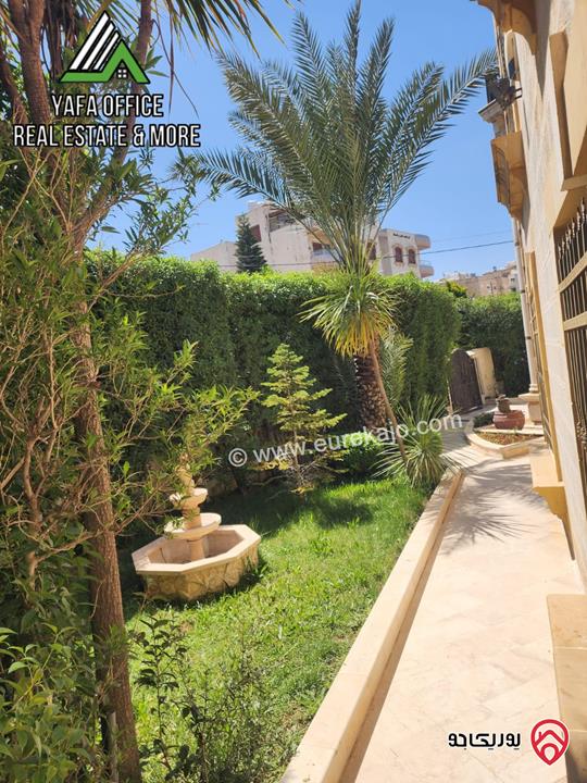 فيلا مساحة 620م على أرض 1 دونم و 700م للبيع في عمان - مرج الحمام