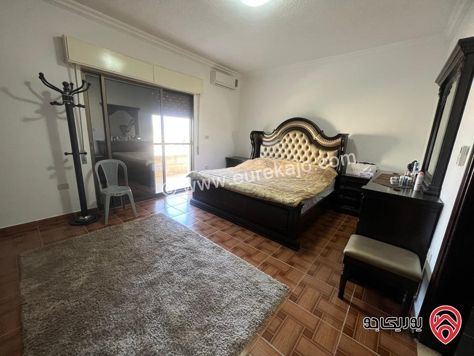 شقة مفروشة بالكامل وجاهزة للسكن الفوري مساحة 196م للبيع في الفحيص 