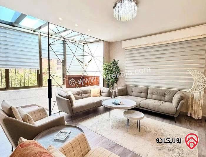شقة طابقية فاخرة مساحة 300م طابق أرضي للايجار في عمان - خلدا