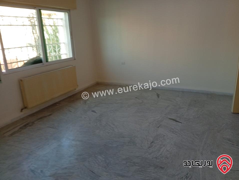 شقة فارغة مساحة 160م للايجار في عمان - خلدا