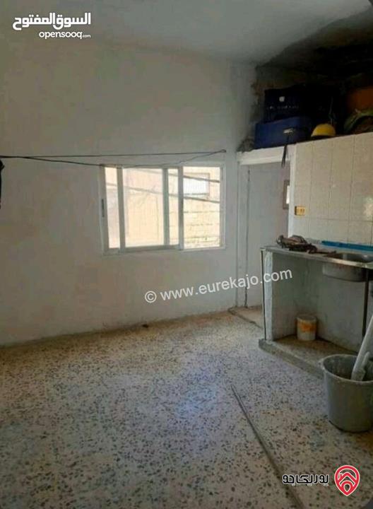 عمارة على ارض 191م للبيع في اربد جنوب مجمع الأغوار القديم