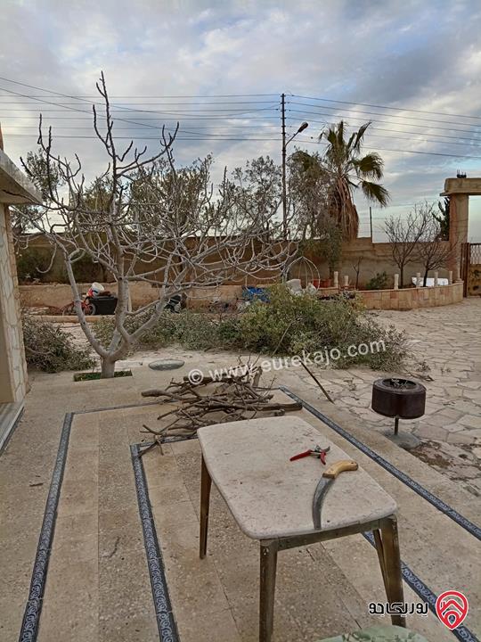 قطعة أرض مساحة 10 دونم و 704م للبيع في الزرقاء - بيرين