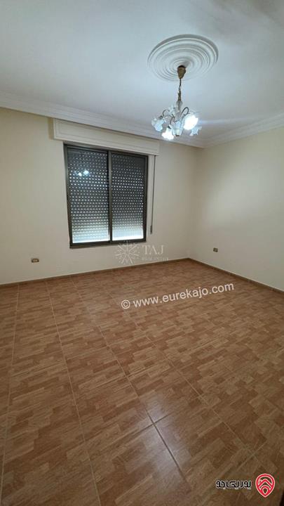 فيلا مميزة مساحة الارض 500م مساحة البناء 600م  للبيع في عمان - ضاحية النخيل