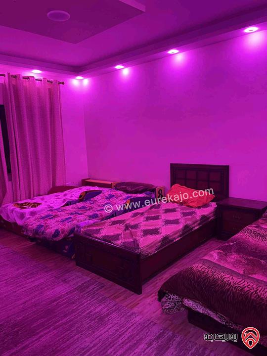 شقة مفروشة طابق أول مساحة 150م للايجار في عمان - وادي صقرة الدوار الخامس خلف المستشفى الاستشاري من المالك مباشرة 