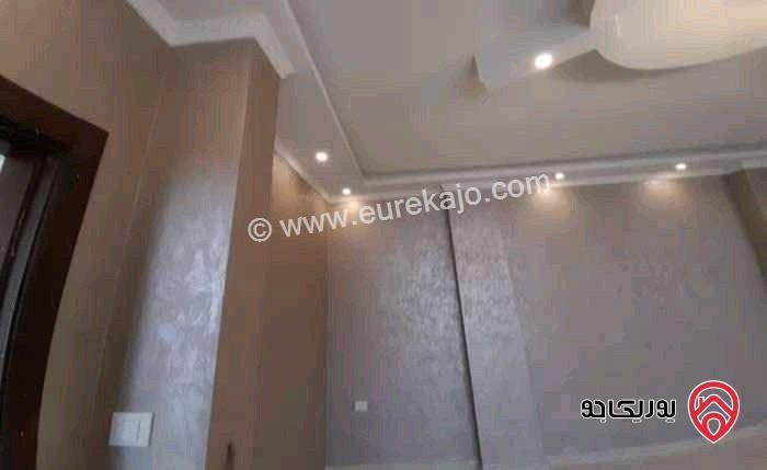 شقق طابقية مساحة 300م طابق ثاني وثالث للإيجار فارغ في عمان - خلدا