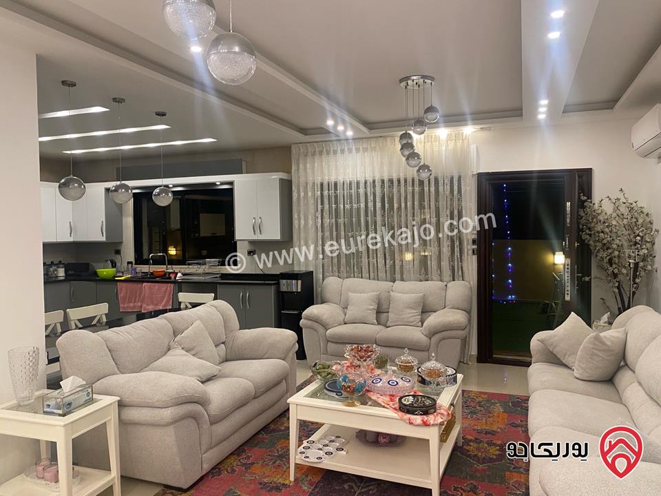 شقة طابق ارضي مساحة 200م داخلي و 200م خارجي للبيع في عمان - طريق المطار خلف جامعة البتراء