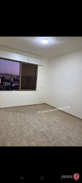 شقة جديدة طابق أخير دوبلكس مساحة 240م للبيع في اربد