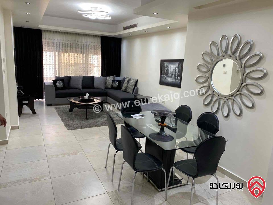 شقة مميزة طابق أول مساحة 110م مفروشة للايجار في عمان - عبدون