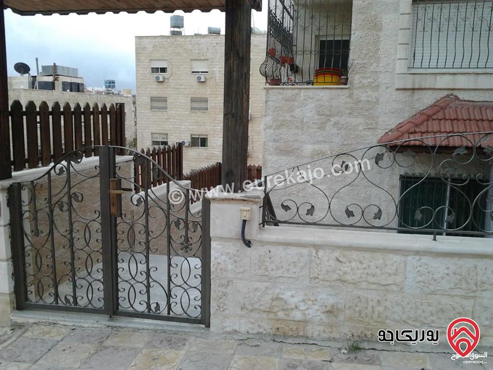 شقة شبه أرضية مساحة 157م داخلي و 40م خارجي للبيع في عمان - خلدا