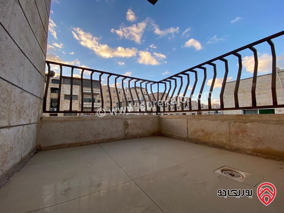 شقة طابق ثالث مساحة 200 م للبيع او للإيجار في عمان - تلاع العلي 