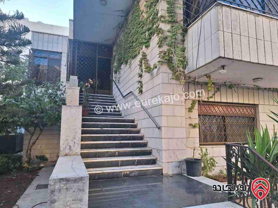 منزل مستقل مساحة 360م على أرض 682م للبيع في عمان - السابع الرونق 