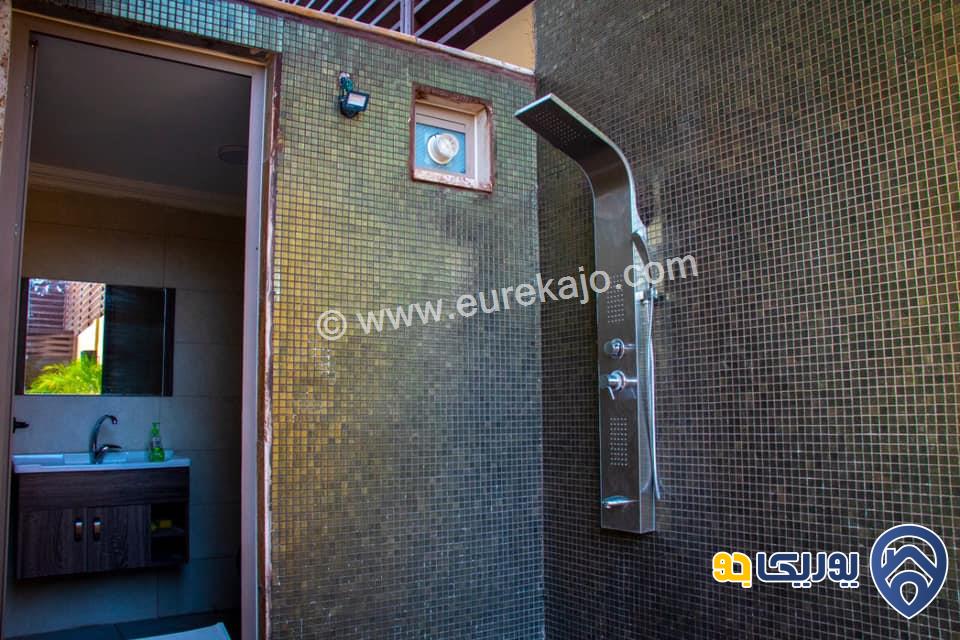 شاليه - مزرعة BENZ VILLA DEAD SEA مساحة الأرض 720م والبناء 250م للبيع في البحر الميت